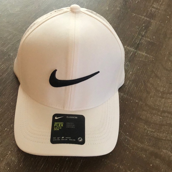 nike swoosh flex hat